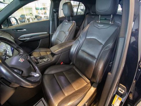 Certified 2019 Cadillac XT4 Premium Luxury image 16