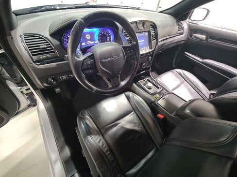 Used 2019 Chrysler 300 S w/ S Model Appearance Package RWD image 25