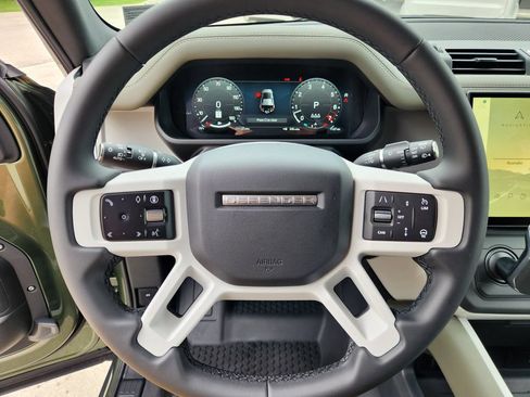 New 2026 Land Rover Defender 110 X-Dynamic SE AWD/4WD image 20