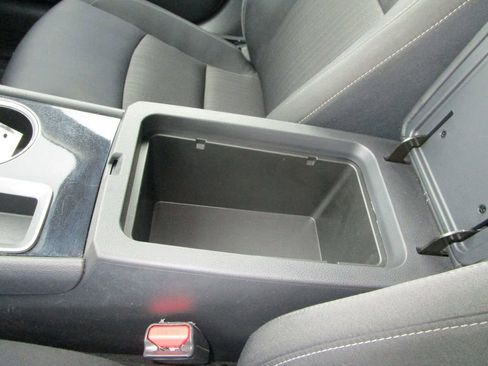 Used 2024 Nissan Altima 2.5 SV image 32