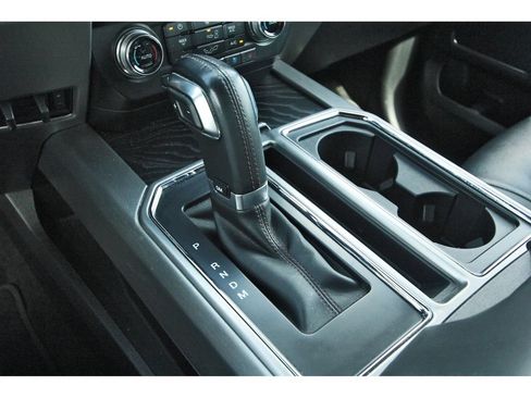 Used 2018 Ford F150 Platinum AWD/4WD image 24