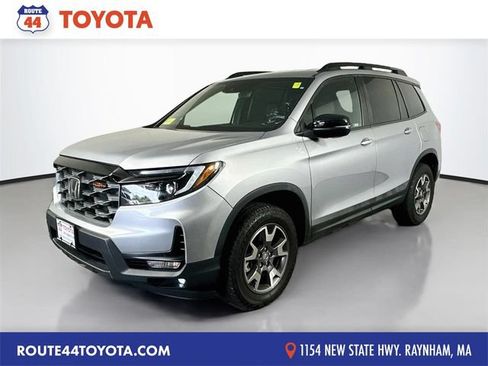 Used 2023 Honda Passport TrailSport image 1