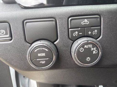 New 2026 Chevrolet Silverado 1500 LT w/ Convenience Package II image 19