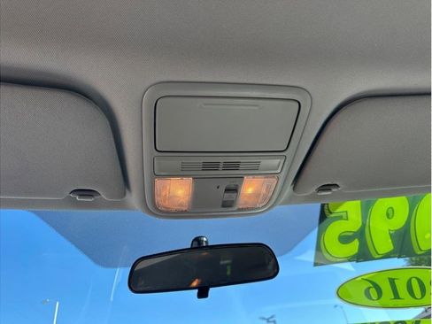 Used 2016 Honda Odyssey LX image 18