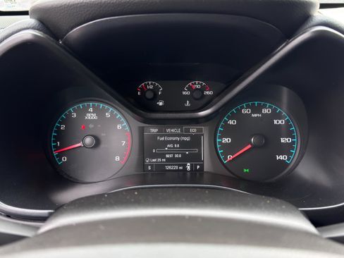 Used 2015 Chevrolet Colorado Z71 image 17