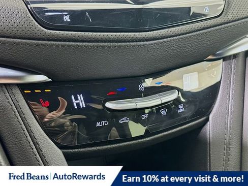 New 2026 Cadillac XT5 Luxury image 10