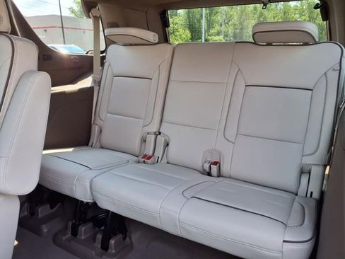 Used 2025 GMC Yukon Denali w/ Denali Reserve Package image 22