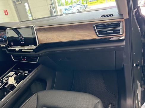 New 2026 Volkswagen Atlas SE AWD/4WD image 30