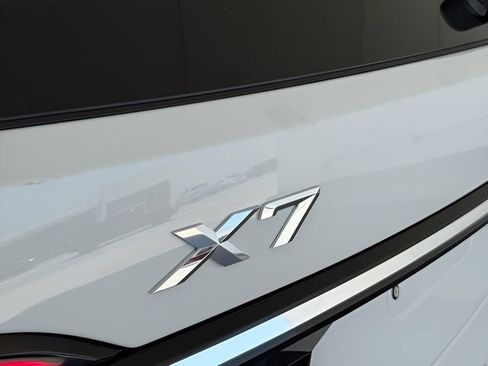 Used 2026 BMW X7 xDrive40i image 10