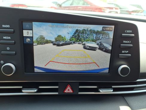 New 2026 Hyundai Elantra SE FWD image 10