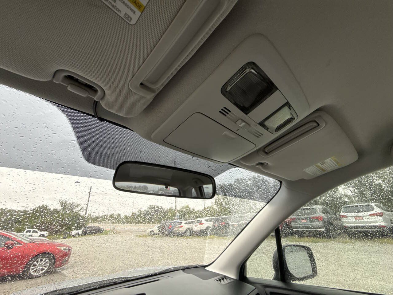 Used 2015 Subaru Forester 2.5i AWD/4WD image 24