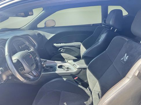 Used 2019 Dodge Challenger R/T Scat Pack w/ Plus Package RWD image 5