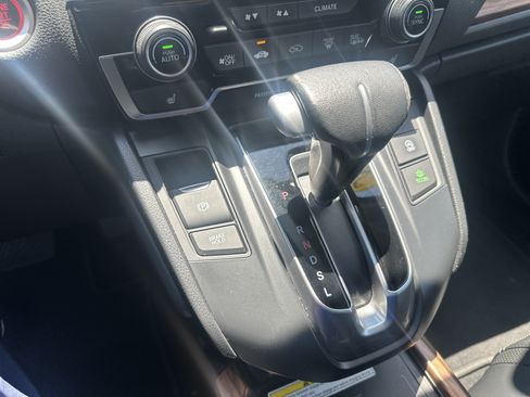 Used 2020 Honda CR-V Touring image 32