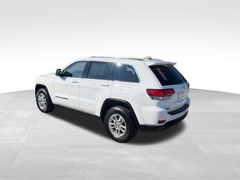 Used 2020 Jeep Grand Cherokee Laredo AWD/4WD image 4