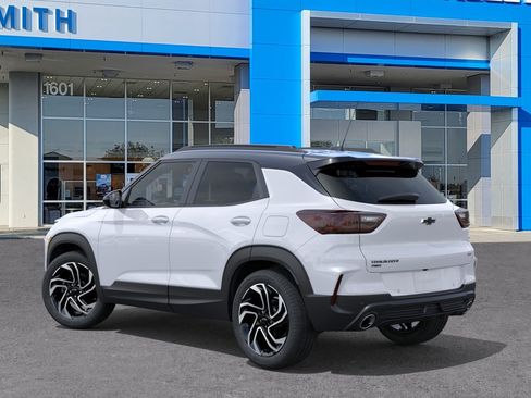 New 2026 Chevrolet TrailBlazer RS w/ Convenience Package AWD/4WD image 3