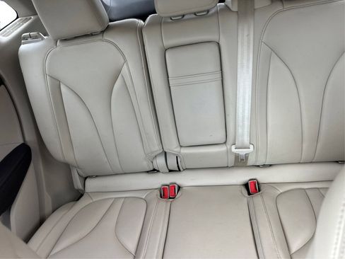 Used 2017 Lincoln MKC Premiere image 24