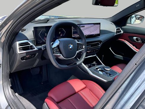 Used 2025 BMW 330i Sedan RWD image 17