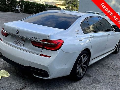 Used 2017 BMW 740e xDrive image 4