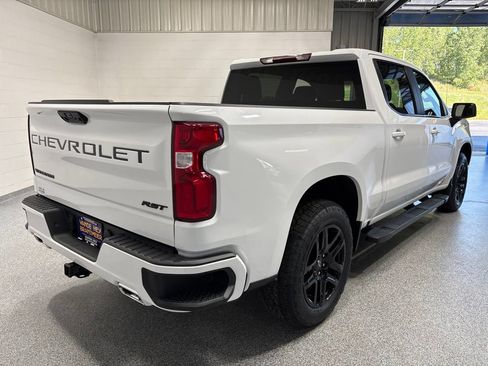 Used 2023 Chevrolet Silverado 1500 RST w/ Z71 Off-Road Package AWD/4WD image 7