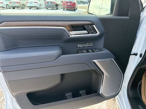 New 2026 Chevrolet Silverado 1500 High Country image 18