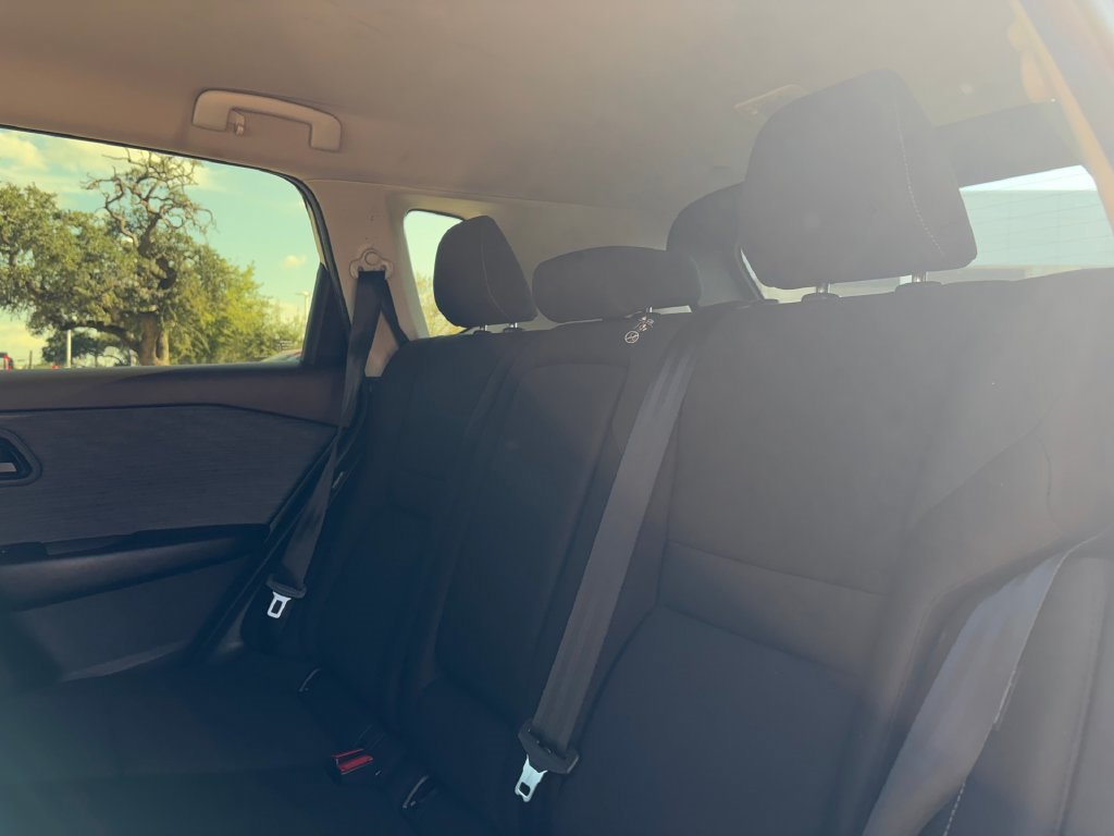 Used 2023 Nissan Rogue S FWD image 26