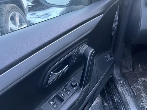 Used 2013 Volkswagen CC Sport image 13