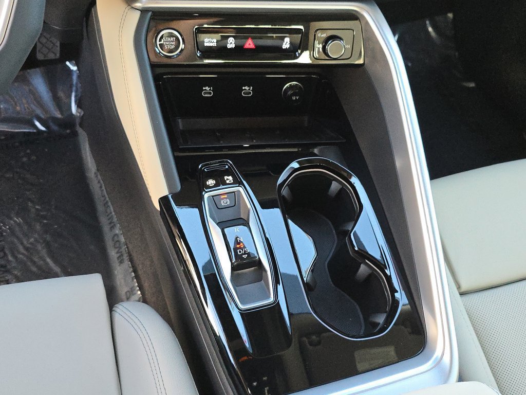 Certified 2025 Audi Q5 Premium Plus w/ Premium Plus AWD/4WD image 28