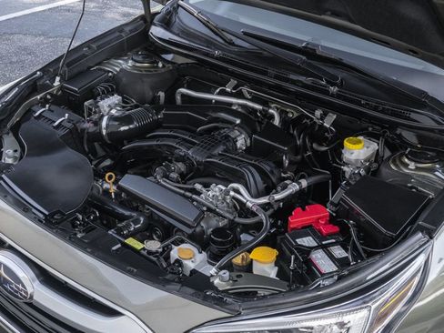 Used 2022 Subaru Outback Limited image 35