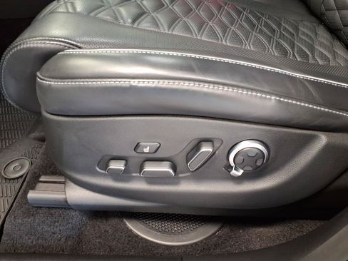 Used 2025 Genesis GV80 3.5T e-SC AWD/4WD image 22