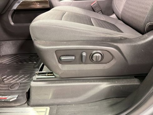 Used 2022 Chevrolet Silverado 1500 RST image 12