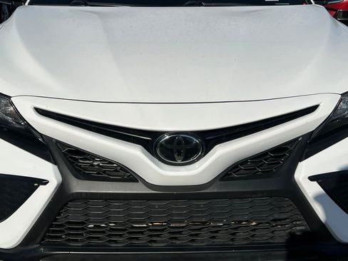Used 2023 Toyota Camry SE FWD image 12