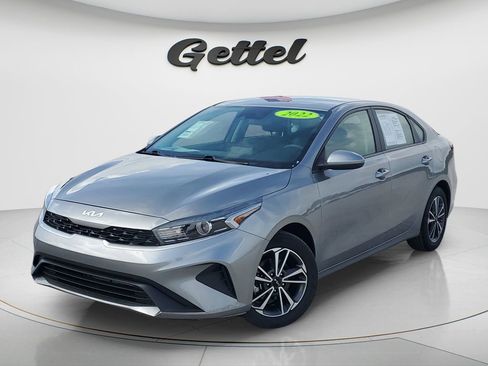 Used 2022 Kia Forte LXS FWD image 1