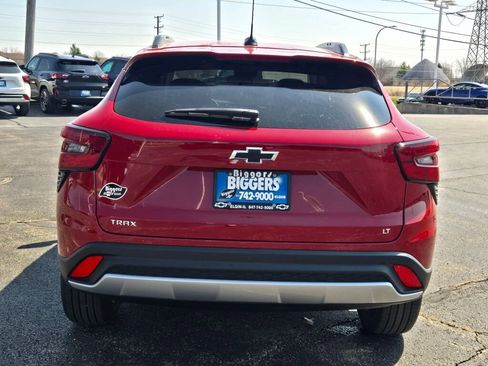 New 2026 Chevrolet Trax LT w/ Driver Confidence Package image 11