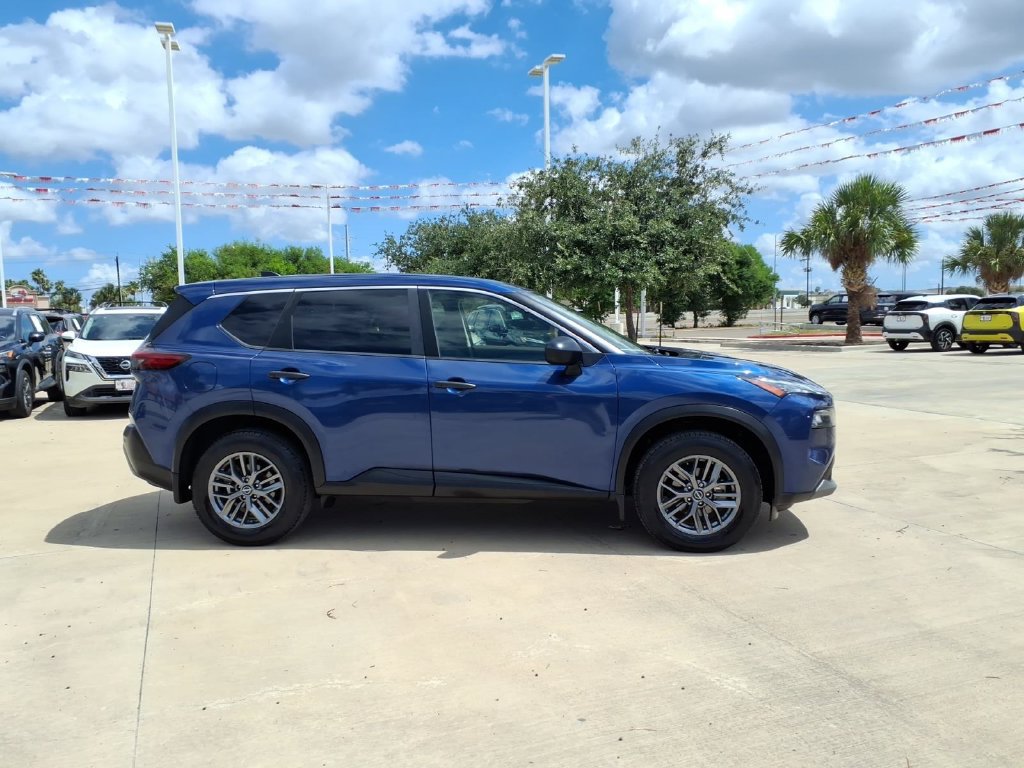 Used 2023 Nissan Rogue S FWD image 6