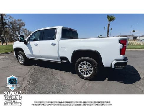 Used 2024 Chevrolet Silverado 2500 LTZ w/ LTZ Plus Package AWD/4WD image 10