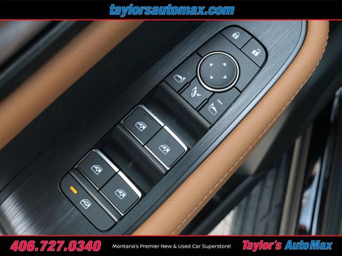 New 2026 Nissan Armada SL w/ Captain's Chari Seat Package AWD/4WD image 37