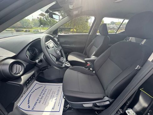 New 2025 Nissan Kicks Play S FWD image 14