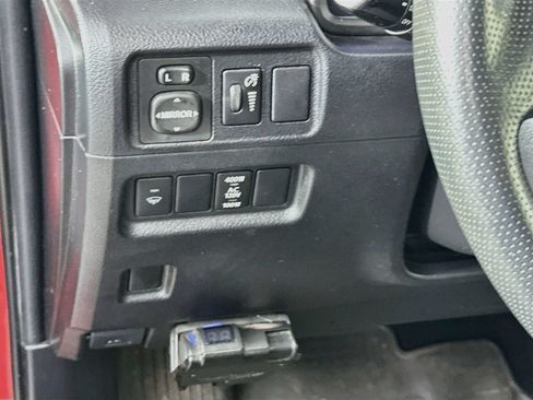 Used 2016 Toyota 4Runner 4WD image 10
