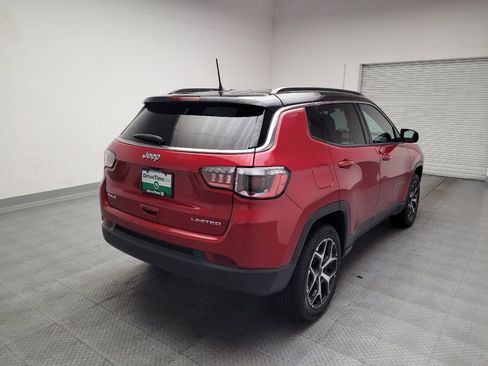 Used 2025 Jeep Compass Limited AWD/4WD image 9