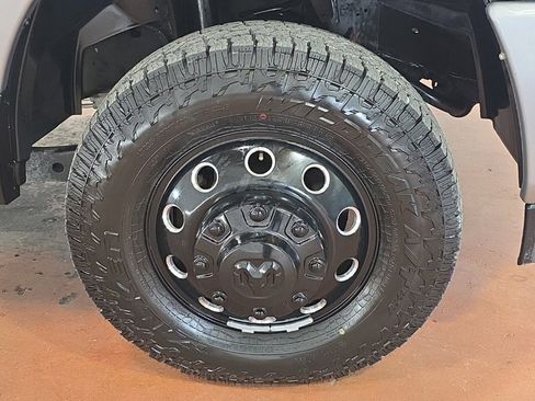 Used 2024 RAM 3500 Big Horn w/ Night Edition image 11