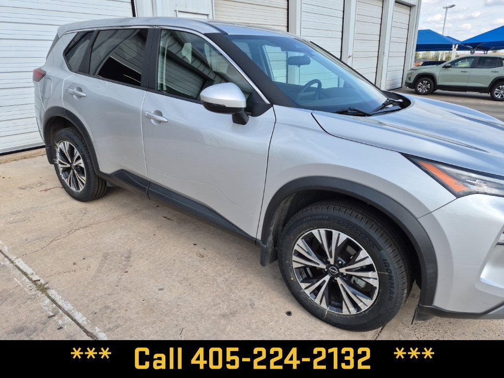 Used 2023 Nissan Rogue SV FWD image 24
