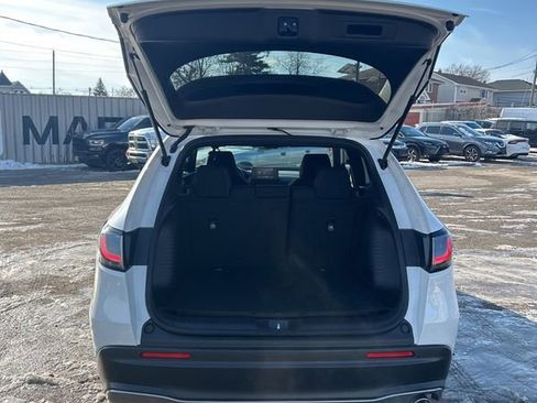 Used 2025 Honda HR-V Sport image 35