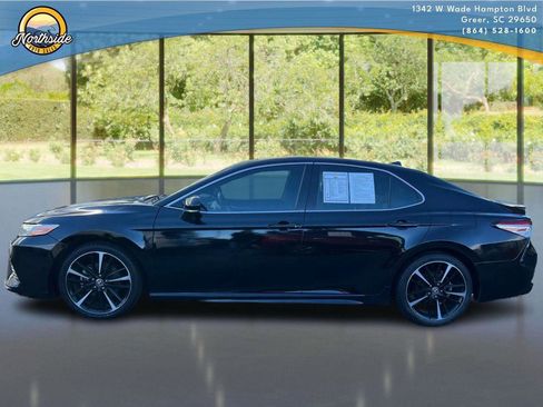 Used 2020 Toyota Camry XSE image 23