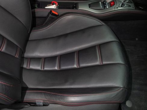 Used 2011 Ferrari 458 Italia Coupe RWD image 41