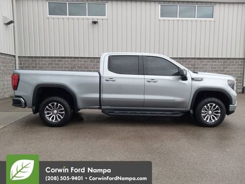 Used 2023 GMC Sierra 1500 AT4 image 2