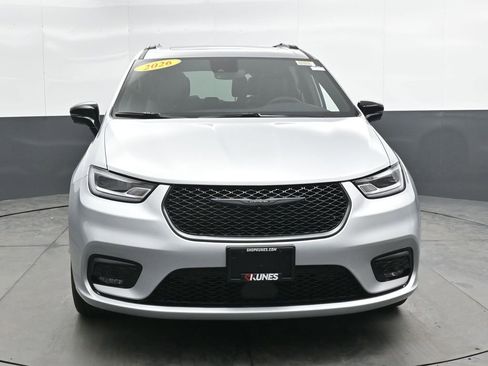 New 2026 Chrysler Pacifica Select w/ S Appearance Package AWD/4WD image 5