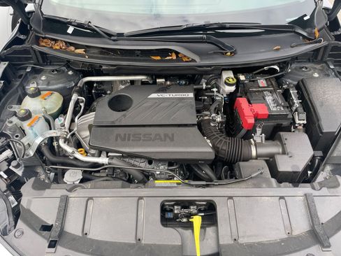 Used 2025 Nissan Rogue SV image 34