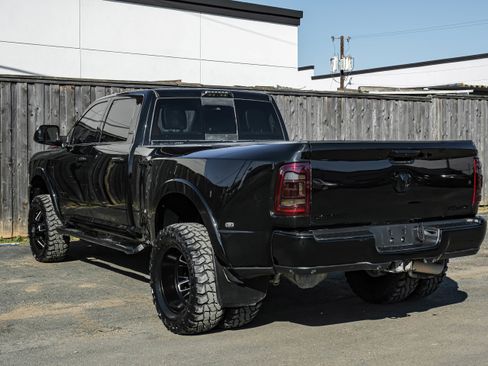 Used 2021 RAM 3500 Laramie image 10