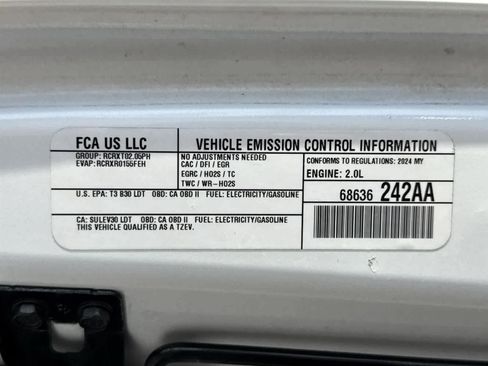 Used 2024 Jeep Wrangler Sahara image 39