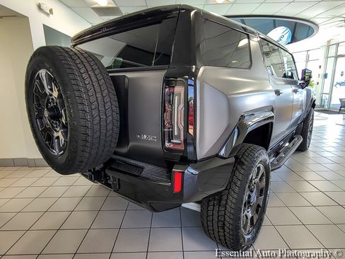 New 2026 GMC Hummer EV 3X w/ Carbon Fiber Edition Package AWD/4WD image 7